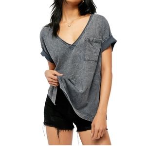 NWT  FREE PEOPLE WANT YOU SIDE SLIT POCKET T-SHIRT